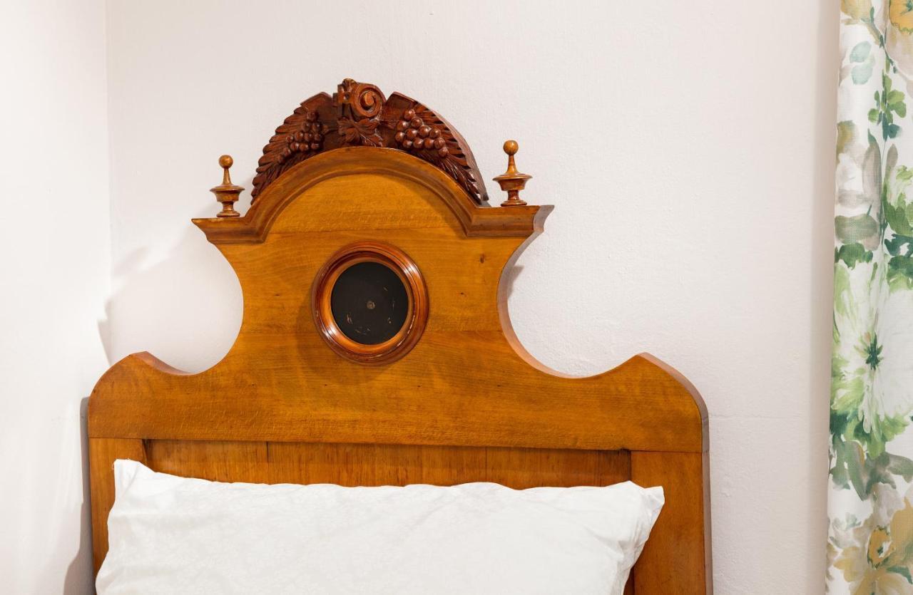 Bed and Breakfast Pannonhalma Panzio Екстер'єр фото